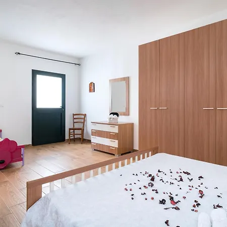 Nerino דירה *